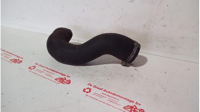 Usagé Tuyau intercooler Ford Transit 2.2 TDCi 16V Prix € 25,00 Règlement à la marge proposé par de Graaf autodemontage B.V.