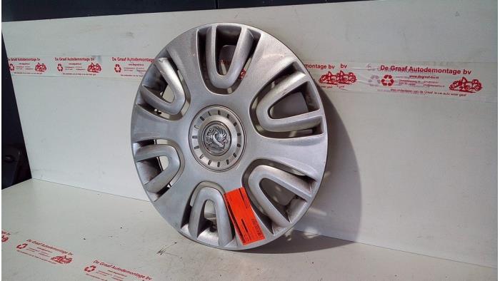 Używane Kolpak Opel Agila Cena € 12,50 Procedura marży oferowane przez de Graaf autodemontage B.V.