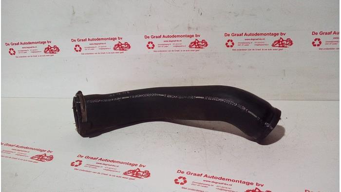 Gebrauchte Intercooler Schlauch Peugeot Expert (222/224) 2.0 HDi 90 Preis € 30,00 Margenregelung angeboten von de Graaf autodemontage B.V.