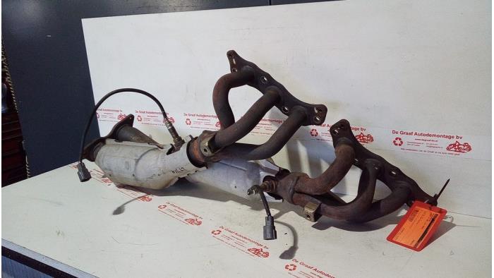 Usagé Catalyseur Lexus IS SportCross (E1) 200 2.0 24V Prix € 350,00 Règlement à la marge proposé par de Graaf autodemontage B.V.