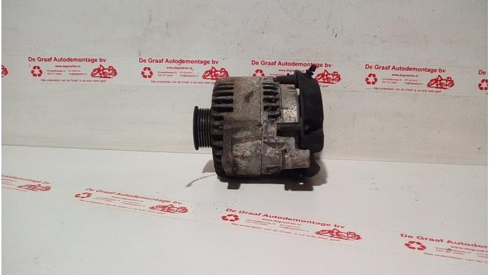 Dynamo van een Ford Transit Connect 1.8 TDCi 75 2007