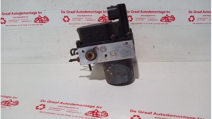 Begagnade ABS-pump Jaguar X-type 2.1 V6 24V Pris € 85,00 Marginaltabell erbjuds av de Graaf autodemontage B.V.
