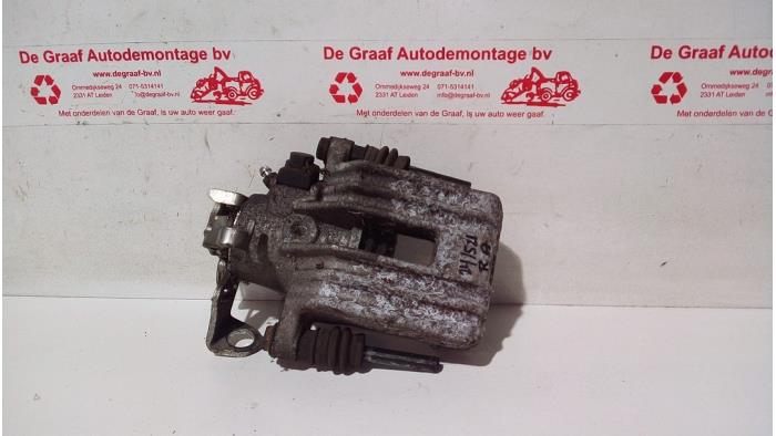 Gebrauchte Bremszange rechts hinten Volkswagen Golf IV Variant (1J5) 1.9 TDI 100 Preis € 40,00 Margenregelung angeboten von de Graaf autodemontage B.V.