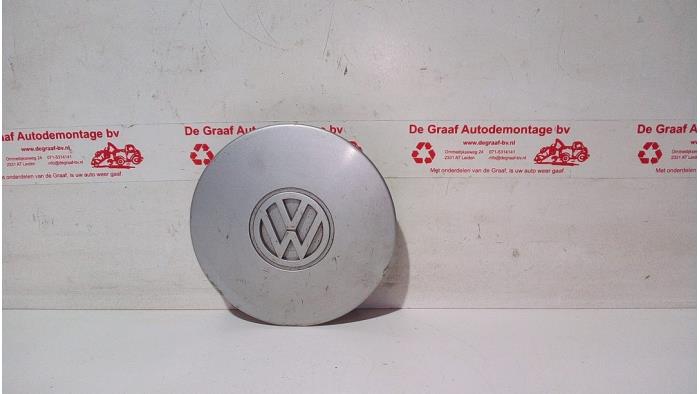 Używane Kolpak Volkswagen Polo III (6N2) Cena € 15,00 Procedura marży oferowane przez de Graaf autodemontage B.V.
