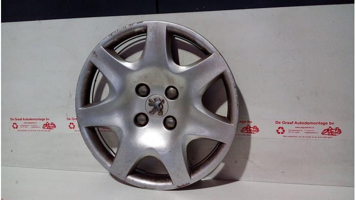 Używane Kolpak Peugeot 308 (4A/C) 1.6 VTI 16V Cena € 10,00 Procedura marży oferowane przez de Graaf autodemontage B.V.