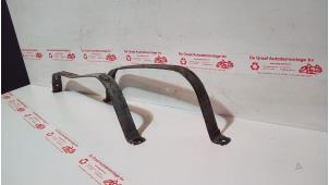 Gebrauchte Tankreifen Opel Corsa E 1.4 16V Preis € 40,00 Margenregelung angeboten von de Graaf autodemontage B.V.