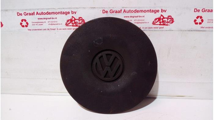 Używane Kolpak Volkswagen Transporter T4 Cena € 12,50 Procedura marży oferowane przez de Graaf autodemontage B.V.