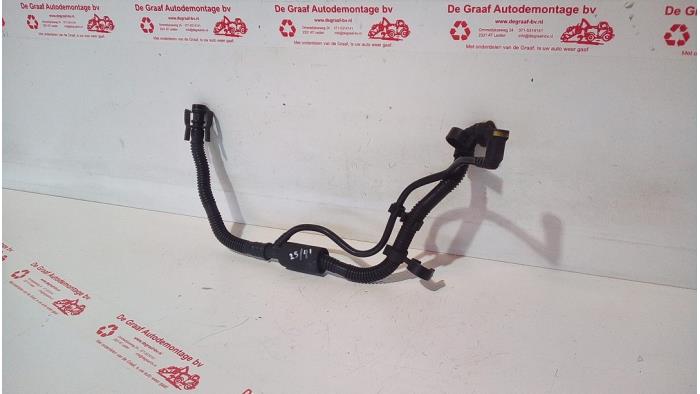Begagnade PCV-ventil Peugeot 307 CC (3B) 2.0 16V Pris € 25,00 Marginaltabell erbjuds av de Graaf autodemontage B.V.