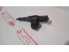 Einspritzdüse (Diesel) van een Volkswagen Transporter/Caravelle T5, 2003 / 2015 2.5 TDi PF, Bus, Diesel, 2.460cc, 96kW (131pk), FWD, BNZ, 2006-01 / 2009-11, 7HA; 7HH; 7HM 2007