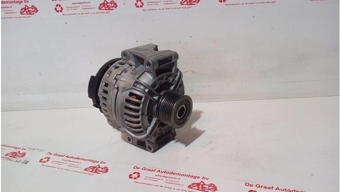 Begagnade Dynamo Volkswagen Passat Variant (3C5) 2.0 FSI 16V Pris € 100,00 Marginaltabell erbjuds av de Graaf autodemontage B.V.