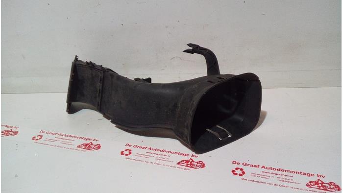 Begagnade Lufttratt Mini Countryman (R60) 2.0 Cooper SD 16V ALL4 Pris € 40,00 Marginaltabell erbjuds av de Graaf autodemontage B.V.