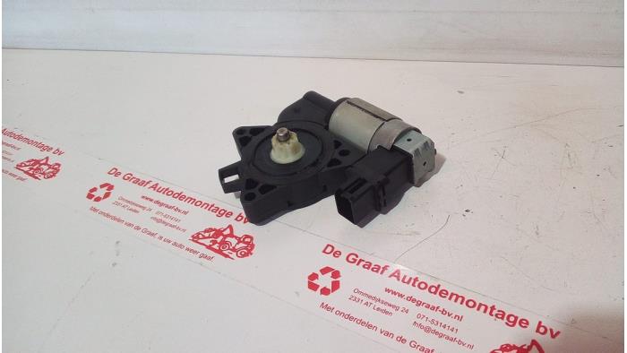 Usados Motor de ventanilla de puerta Mazda 6 Sportbreak (GY19/89) 2.0i 16V S-VT Precio € 30,00 Norma de margen ofrecido por de Graaf autodemontage B.V.