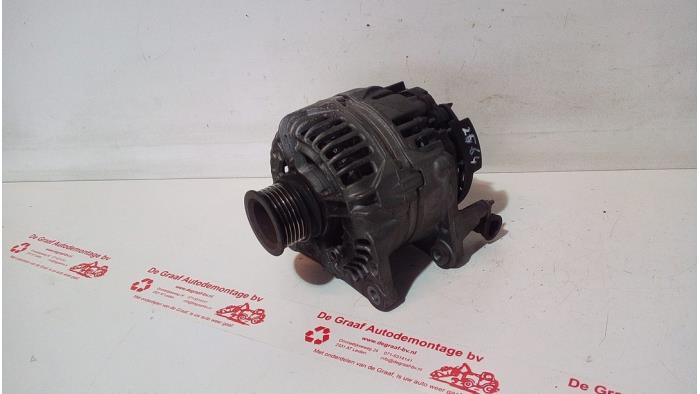 Usagé Dynamo Volkswagen Polo III (6N2) 1.4 Prix € 35,00 Règlement à la marge proposé par de Graaf autodemontage B.V.