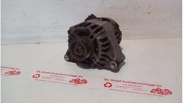 Gebrauchte Dynamo Peugeot 306 Break (7E) 1.6i XR,XT,ST Preis € 40,00 Margenregelung angeboten von de Graaf autodemontage B.V.