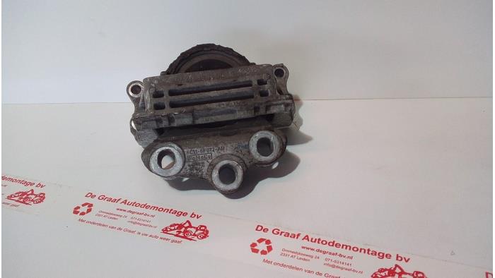 Gebrauchte Motorlager Ford Transit 2.2 TDCi 16V Preis € 30,00 Margenregelung angeboten von de Graaf autodemontage B.V.