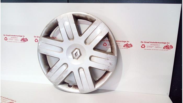 Używane Kolpak Renault Megane II Grandtour (KM) 1.6 16V Cena € 12,50 Procedura marży oferowane przez de Graaf autodemontage B.V.
