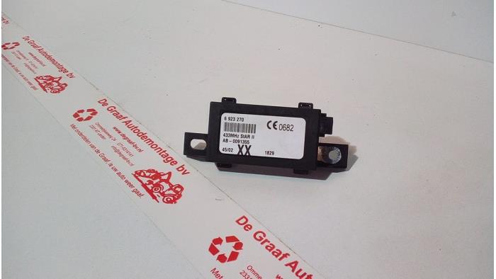 Usagé Ordinateur divers Mini Mini Cooper S (R53) 1.6 16V Prix € 30,00 Règlement à la marge proposé par de Graaf autodemontage B.V.
