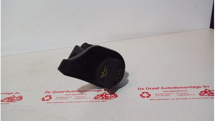 Gebrauchte Öl Füllrohr Ford Transit 2.2 TDCi 16V Preis € 30,00 Margenregelung angeboten von de Graaf autodemontage B.V.