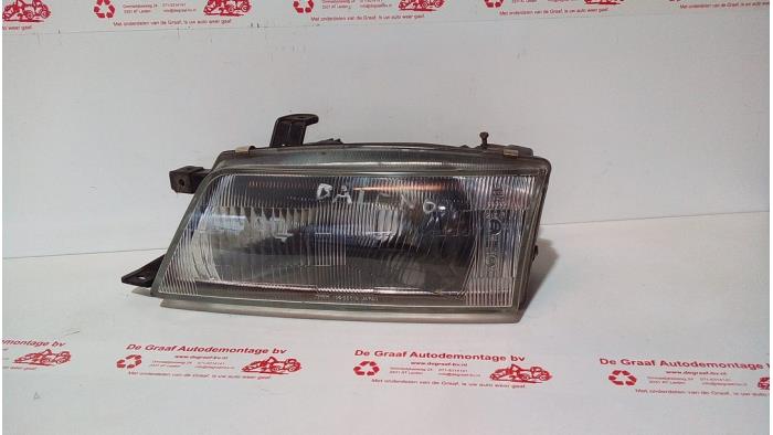 Gebrauchte Scheinwerfer links Suzuki Baleno (GC/GD) 1.3 GL 16V Preis € 30,00 Margenregelung angeboten von de Graaf autodemontage B.V.