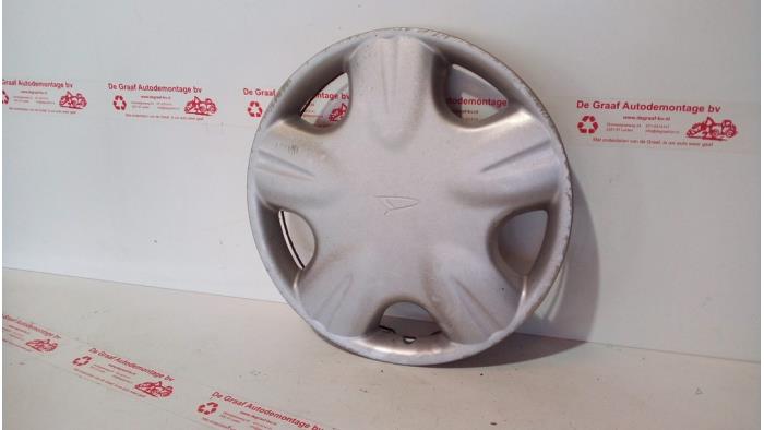 Używane Kolpak Daihatsu Cuore (L701) 1.0 12V Cena € 10,00 Procedura marży oferowane przez de Graaf autodemontage B.V.