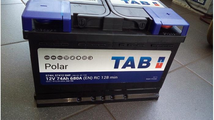 Nya Batteri Diversen Diversen Pris € 99,99 Inklusive moms erbjuds av de Graaf autodemontage B.V.