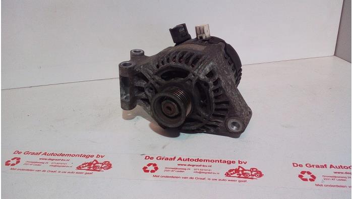 Begagnade Dynamo Ford Focus 1 Wagon 1.4 16V Pris € 40,00 Marginaltabell erbjuds av de Graaf autodemontage B.V.