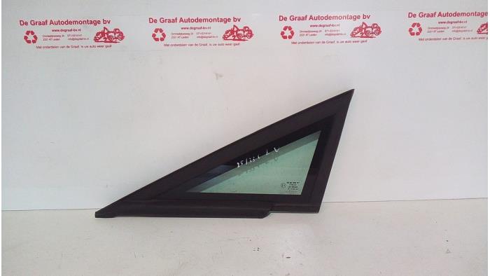 Usados Ventanilla triangular izquierda delante Seat Leon (1P1) 1.6 Precio € 25,00 Norma de margen ofrecido por de Graaf autodemontage B.V.