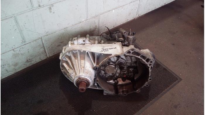 Usagé Boîte de vitesse Volkswagen Transporter T5 1.9 TDi Prix € 900,00 Règlement à la marge proposé par de Graaf autodemontage B.V.