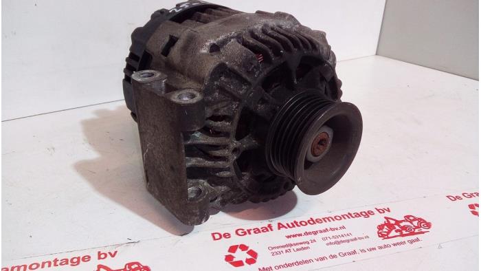 Begagnade Dynamo Renault Clio II (BB/CB) 1.4 Pris € 40,00 Marginaltabell erbjuds av de Graaf autodemontage B.V.