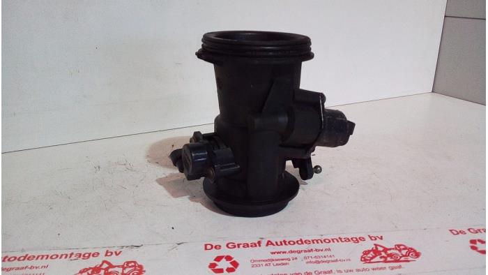 Begagnade Spjällhus Renault Clio II (BB/CB) 1.4 Pris € 35,00 Marginaltabell erbjuds av de Graaf autodemontage B.V.