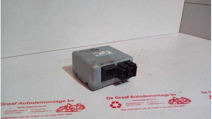 Used Power steering computer Suzuki Swift (ZA/ZC/ZD1/2/3/9) 1.3 VVT 16V Price € 40,00 Margin scheme offered by de Graaf autodemontage B.V.