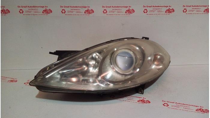 Używane Reflektor lewy Mercedes A (W169) 1.5 A-150 3-Drs. Cena € 50,00 Procedura marży oferowane przez de Graaf autodemontage B.V.