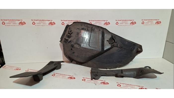 Używane Nadkole Dacia Sandero II 0.9 TCE 12V Cena € 50,00 Procedura marży oferowane przez de Graaf autodemontage B.V.