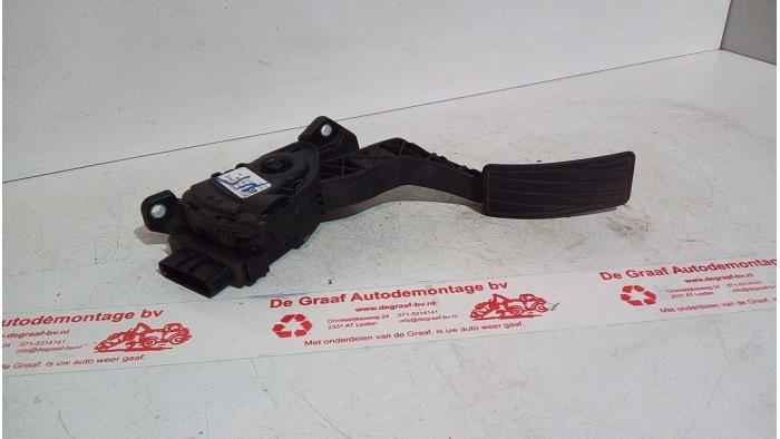 Begagnade Gaspedalsensor Opel Agila (B) 1.0 12V Pris € 25,00 Marginaltabell erbjuds av de Graaf autodemontage B.V.