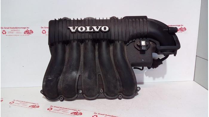 Gebrauchte Ansaugbrugge Volvo V50 (MW) 2.4 20V Preis € 50,00 Margenregelung angeboten von de Graaf autodemontage B.V.