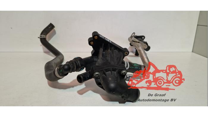 Begagnade Termostathus Ford Focus 3 Wagon 1.0 Ti-VCT EcoBoost 12V 125 Pris € 50,00 Marginaltabell erbjuds av de Graaf autodemontage B.V.