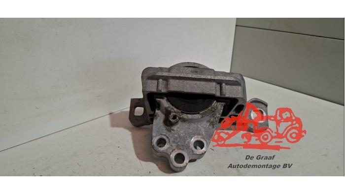 Used Engine mount Ford Focus 3 Wagon 1.0 Ti-VCT EcoBoost 12V 125 Price € 35,00 Margin scheme offered by de Graaf autodemontage B.V.