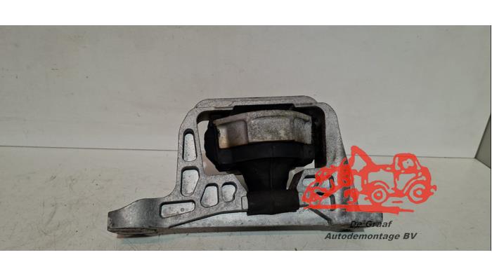 Support moteur d'un Ford Focus 3 Wagon 1.0 Ti-VCT EcoBoost 12V 125 2012