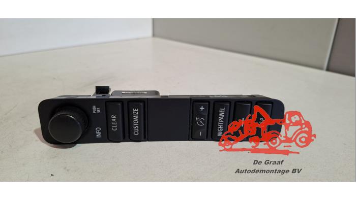 Usados Interruptor ESP Saab 9-3 II Sport Sedan (YS3F) 2.0t 16V Precio € 25,00 Norma de margen ofrecido por de Graaf autodemontage B.V.