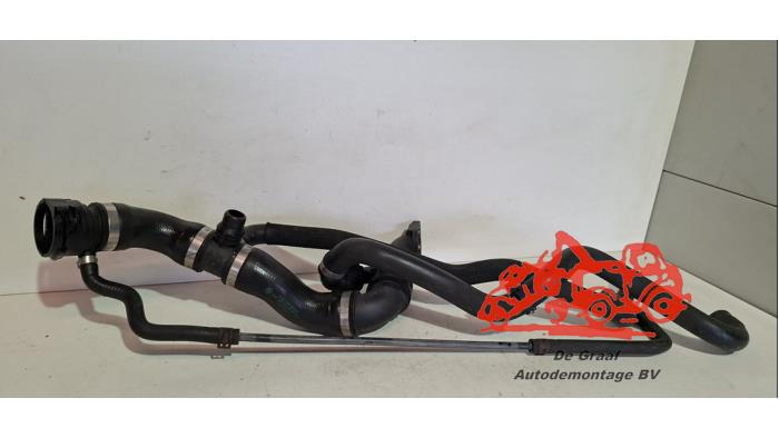 Begagnade Vattenrör BMW 1 serie (E87/87N) 116i 1.6 16V Pris € 50,00 Marginaltabell erbjuds av de Graaf autodemontage B.V.