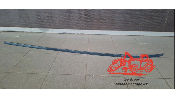 Roof trim bar molding cover