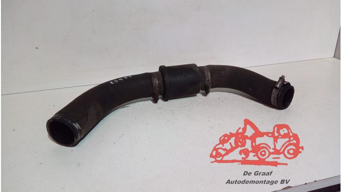 Usados Manguera intercooler Ford Transit 2.4 TDCi 16V Precio € 40,00 Norma de margen ofrecido por de Graaf autodemontage B.V.