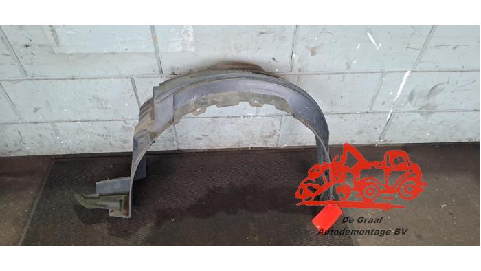 Używane Nadkole Citroen C1 1.0 12V Cena € 25,00 Procedura marży oferowane przez de Graaf autodemontage B.V.
