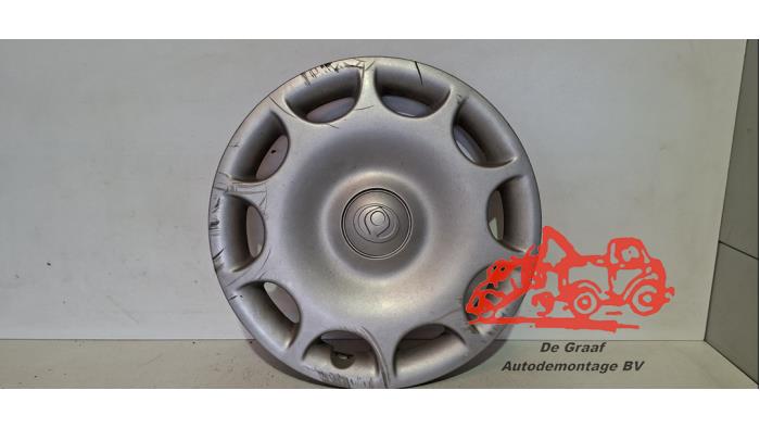 Używane Kolpak Mazda 323 C (BA13) 1.8i 16V Cena € 10,00 Procedura marży oferowane przez de Graaf autodemontage B.V.