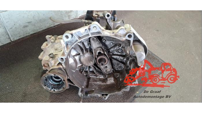 Used Gearbox Volkswagen Polo V (6R) 1.2 12V Price € 200,00 Margin scheme offered by de Graaf autodemontage B.V.