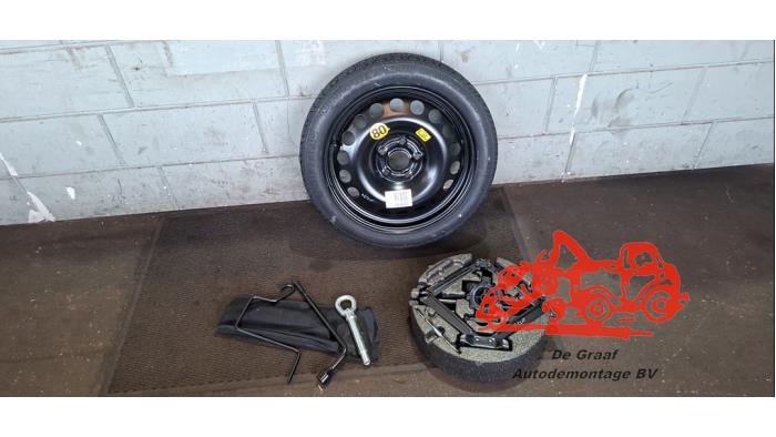 Gebrauchte Notreserverad Opel Astra J (PC6/PD6/PE6/PF6) 1.6 16V Ecotec Preis € 150,00 Margenregelung angeboten von de Graaf autodemontage B.V.