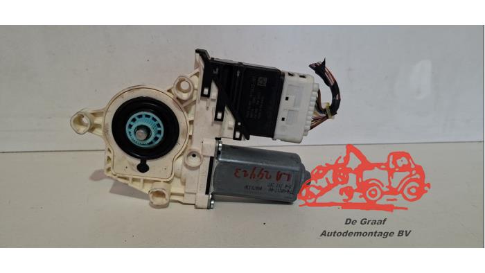 Usados Motor de ventanilla de puerta Seat Leon (1P1) 1.6 Precio € 30,00 Norma de margen ofrecido por de Graaf autodemontage B.V.