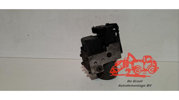 Usagé Pompe ABS Saab 9-3 I (YS3D) 2.0t 16V Prix € 75,00 Règlement à la marge proposé par de Graaf autodemontage B.V.