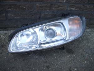 Used Headlight, left Opel Omega B (25/26/27) 2.5i V6 24V Price on request offered by de Graaf autodemontage B.V.