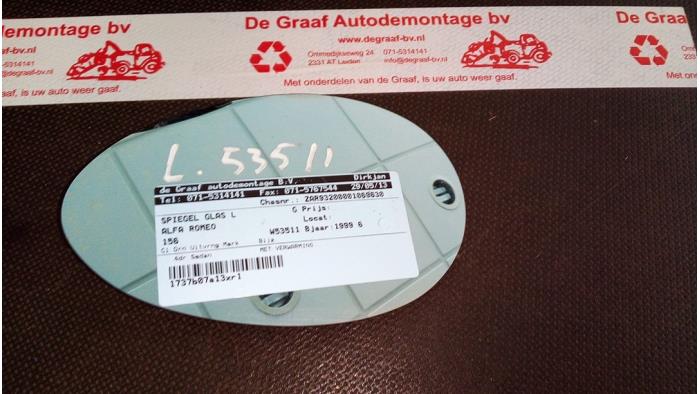 Używane Szyba lusterka lewego Alfa Romeo 156 (932) 2.0 Twin Spark 16V Cena € 10,00 Procedura marży oferowane przez de Graaf autodemontage B.V.
